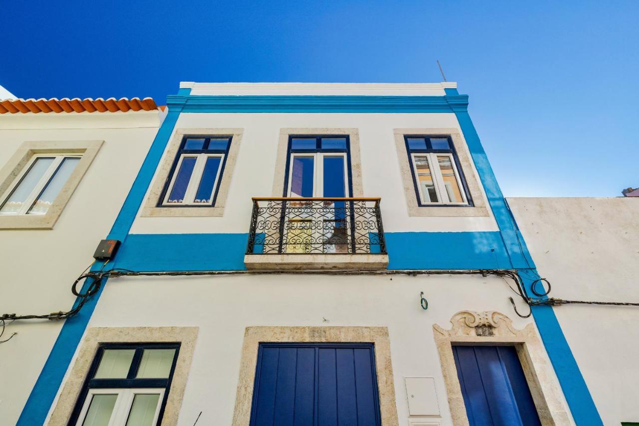 In Setubal Apartment Bagian luar foto